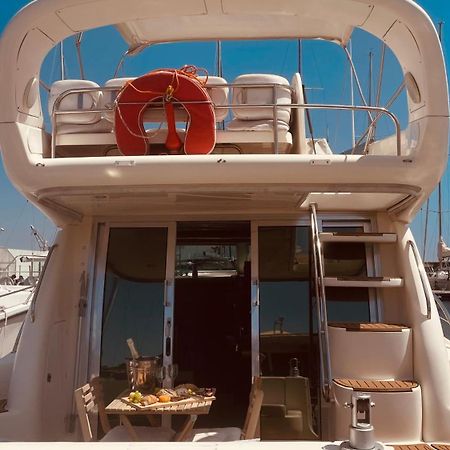 Payva & Branco Boats Iate Privado Em Cascais Hotel Luaran gambar