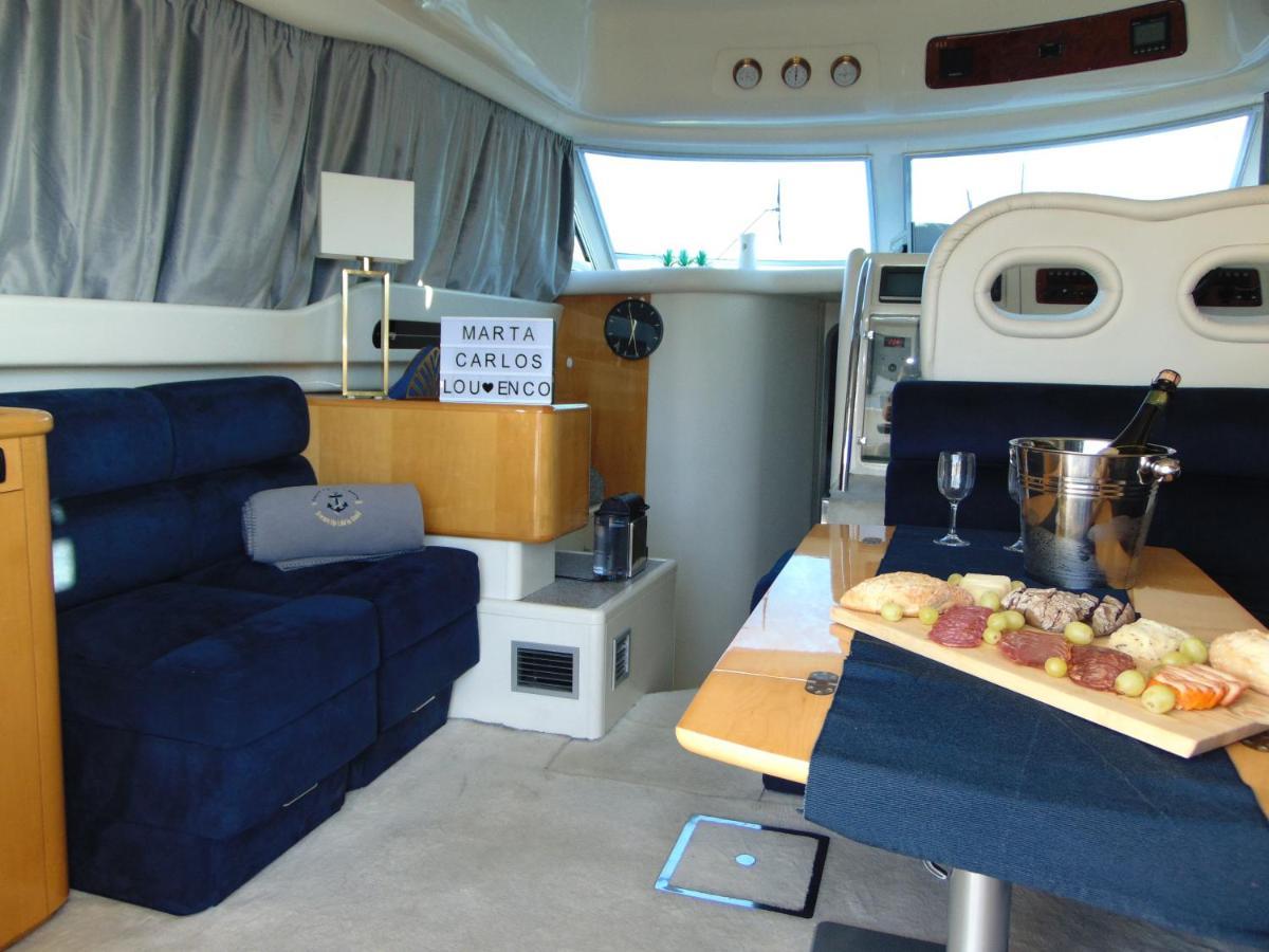 Payva & Branco Boats Iate Privado Em Cascais Hotel Luaran gambar