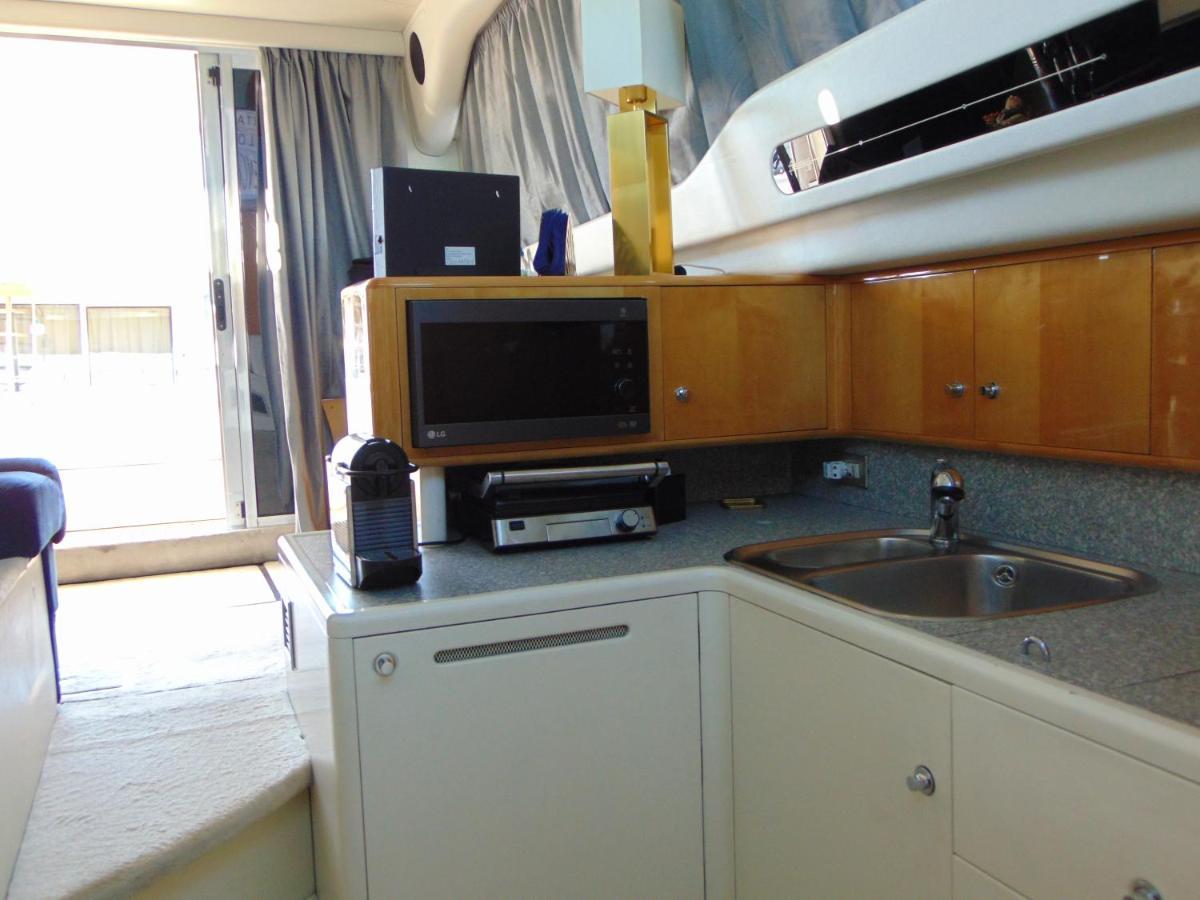 Payva & Branco Boats Iate Privado Em Cascais Hotel Luaran gambar