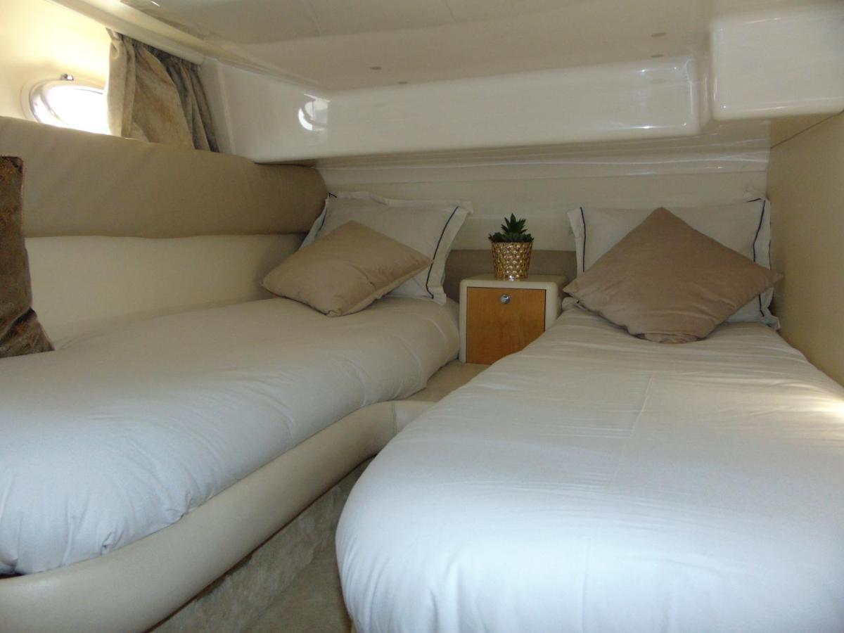 Payva & Branco Boats Iate Privado Em Cascais Hotel Luaran gambar